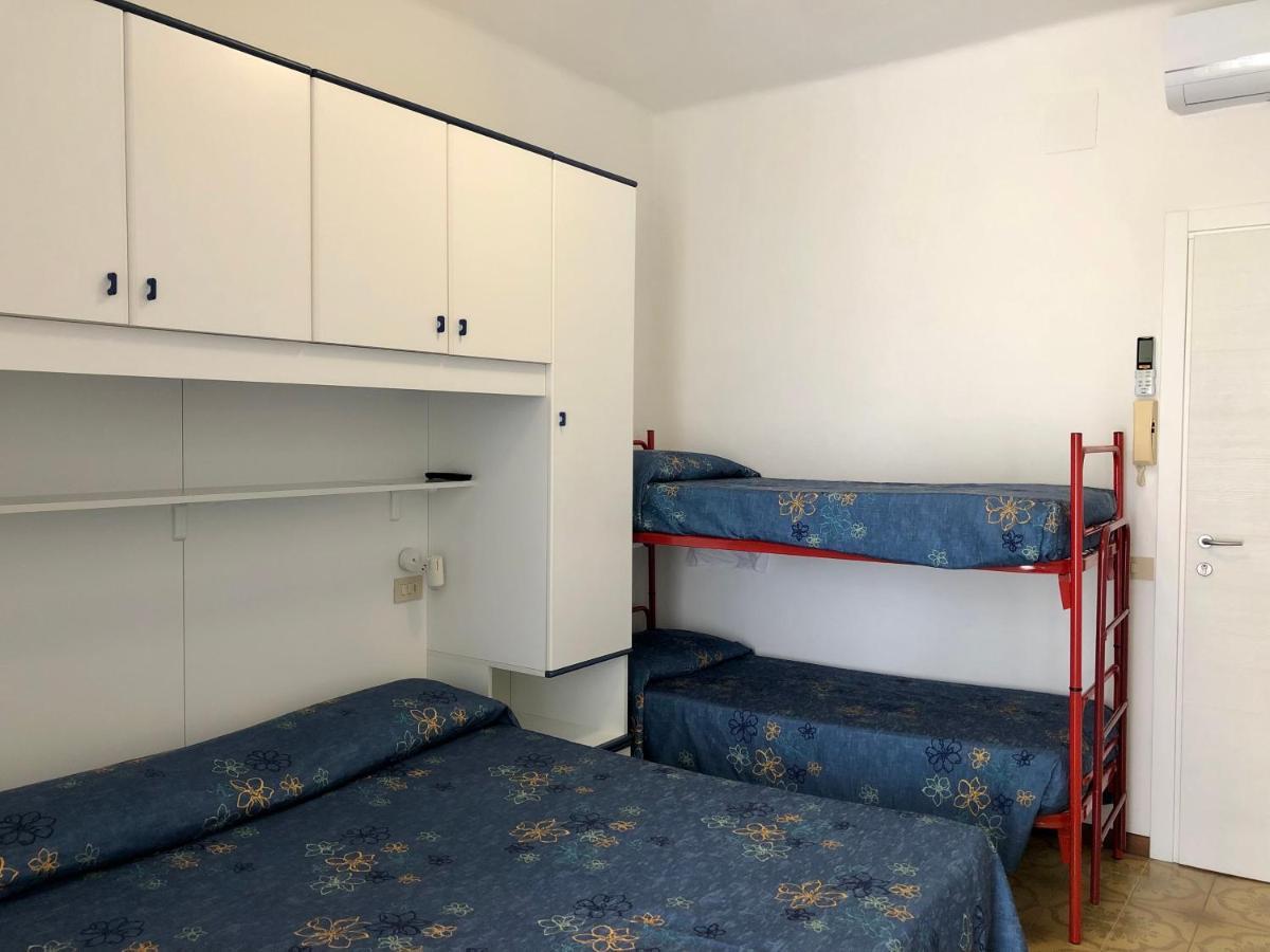 Albergo Elena Garni Caorle Dış mekan fotoğraf