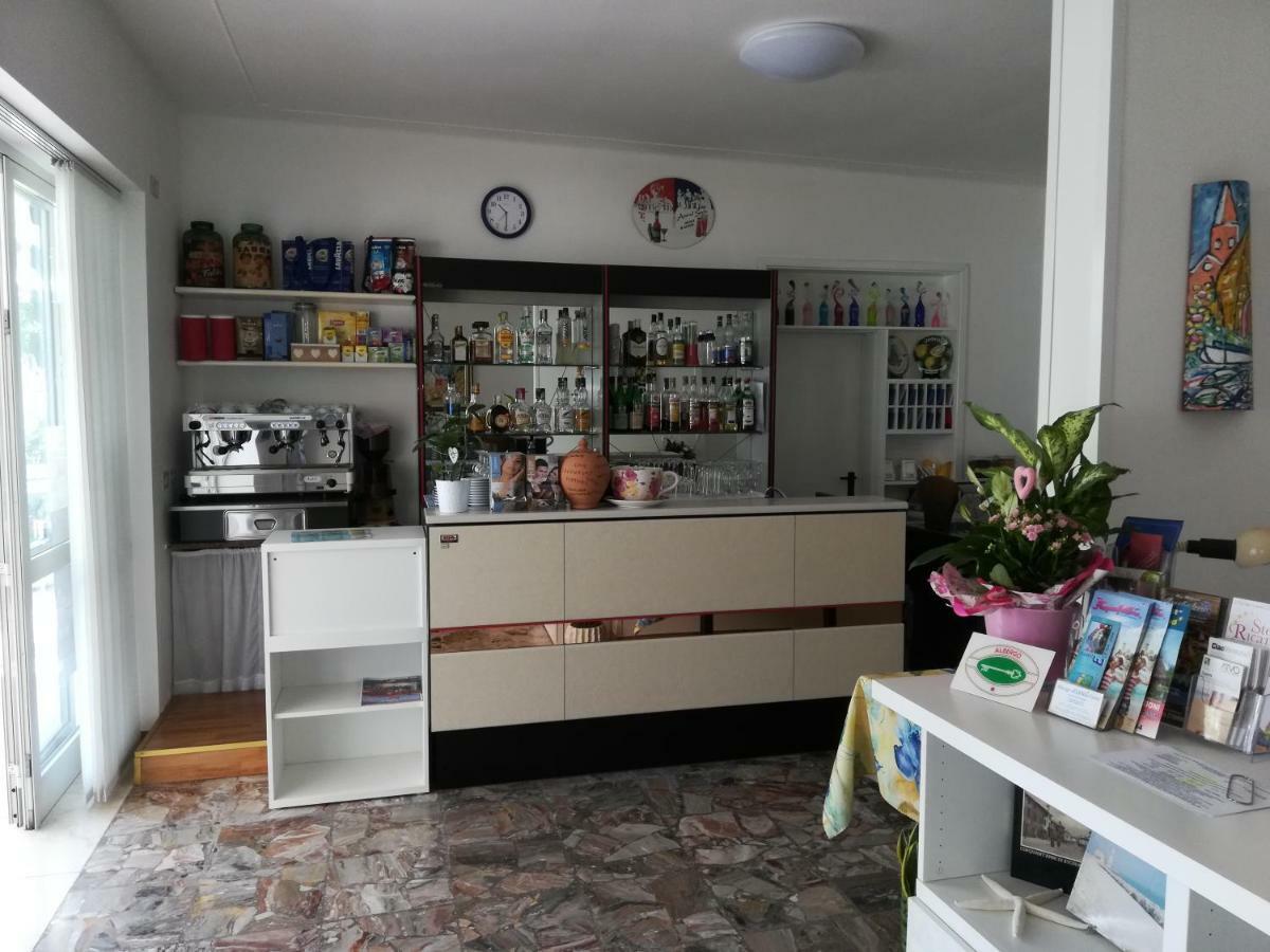 Albergo Elena Garni Caorle Dış mekan fotoğraf