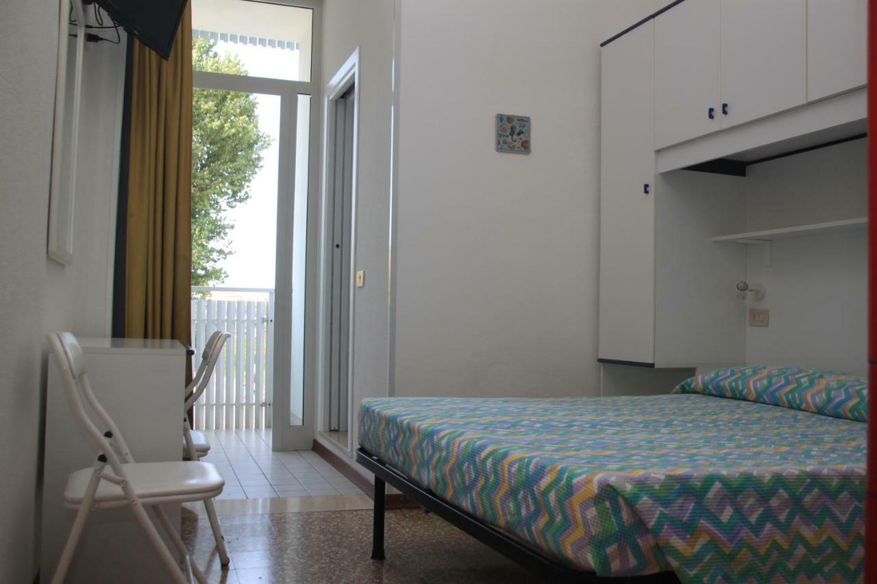 Albergo Elena Garni Caorle Dış mekan fotoğraf